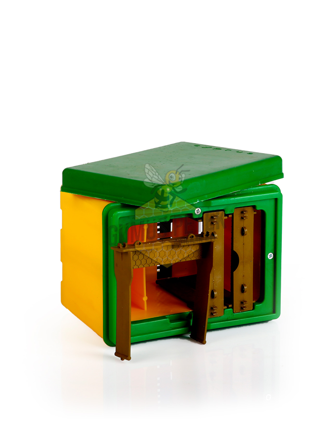 Ana Arı Yetiştirme Kutusu (Plastik)